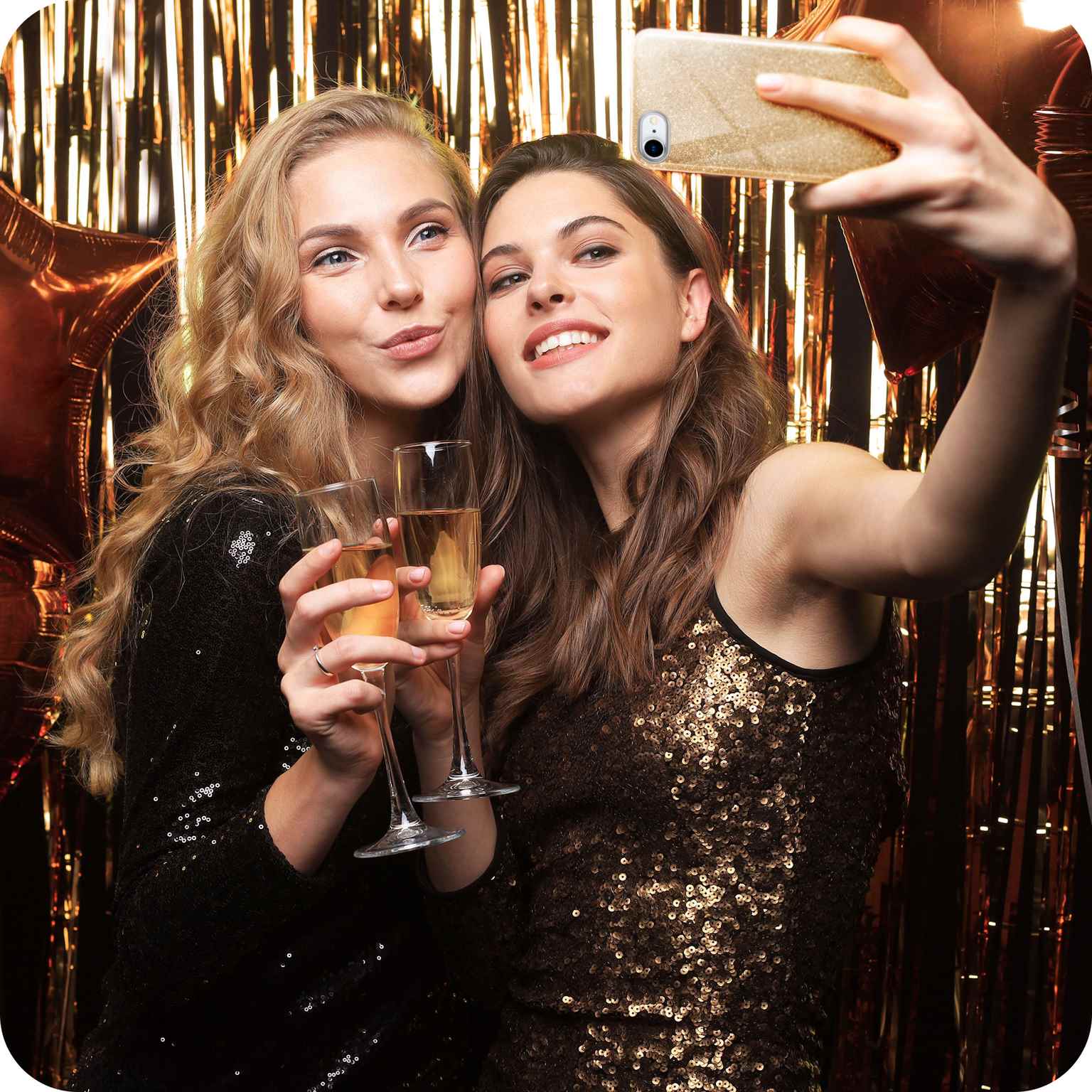 ONEFLOW Glitter Case iPhone SE (2022) mit Glitzer Look – Weiteres Produktbild 7