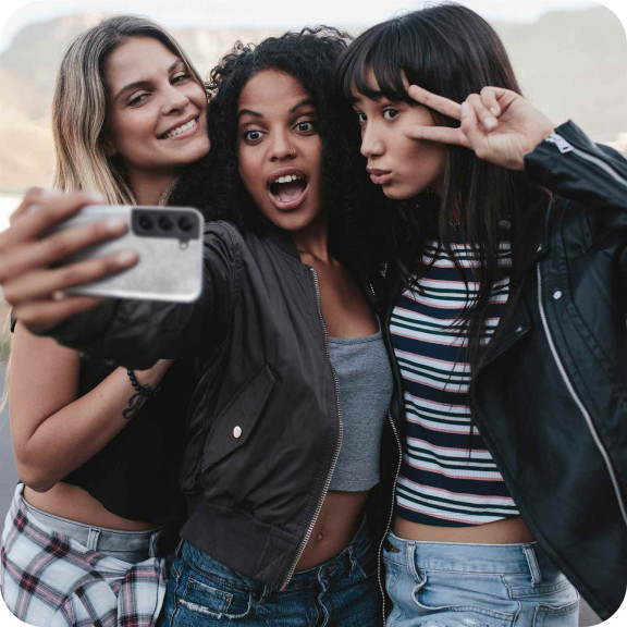 ONEFLOW Glitter Case Samsung Galaxy S22 Plus mit Glitzer Look – Weiteres Produktbild 7 ONEFLOW Glitter Case Samsung Galaxy S22 Plus mit Glitzer Look – Weiteres Produktbild 7