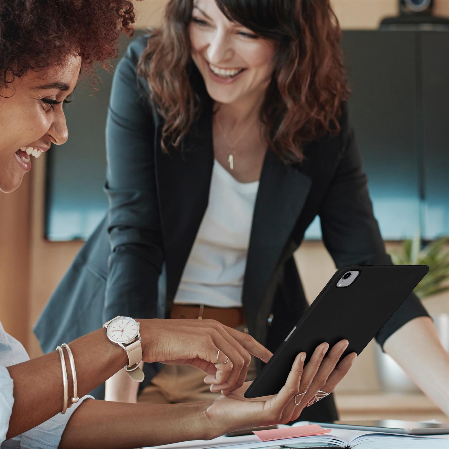 ONEFLOW Soft Case iPad Pro 12.9 (2018) Silikonhülle weich – Weiteres Produktbild 5