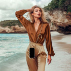 ONEFLOW Twist Case Samsung Galaxy S10 Plus Handykette – Stoff Kordel – Weiteres Produktbild 7