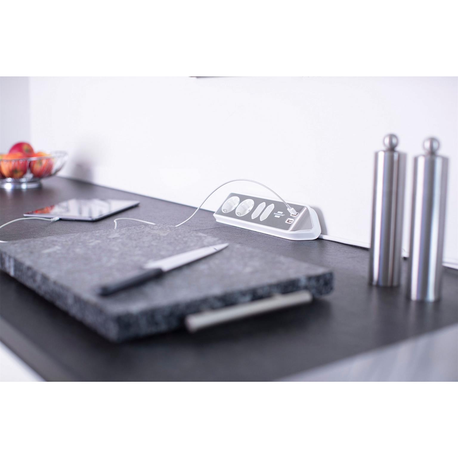brennenstuhl Eck-Steckdosenleiste – 2x Schutzkontakt, 2x Euro und 2x USB Ladebuchsen, estilo Serie – Weiteres Produktbild 8