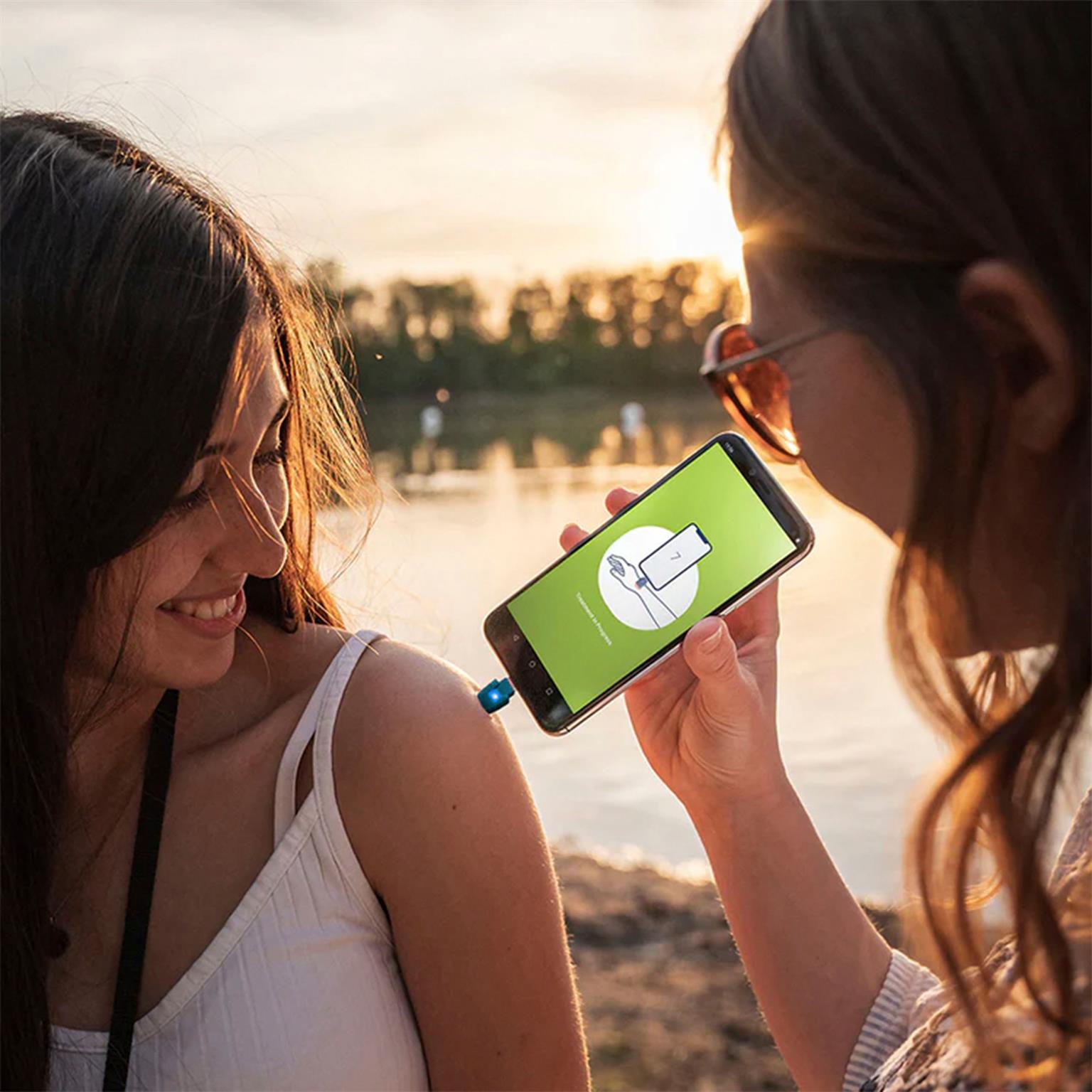 heat it Elektronischer Stichheiler – Juckreizlinderung bei Insektenstichen für Smartphones und andere Geräte, USB-C – Weiteres Produktbild 3