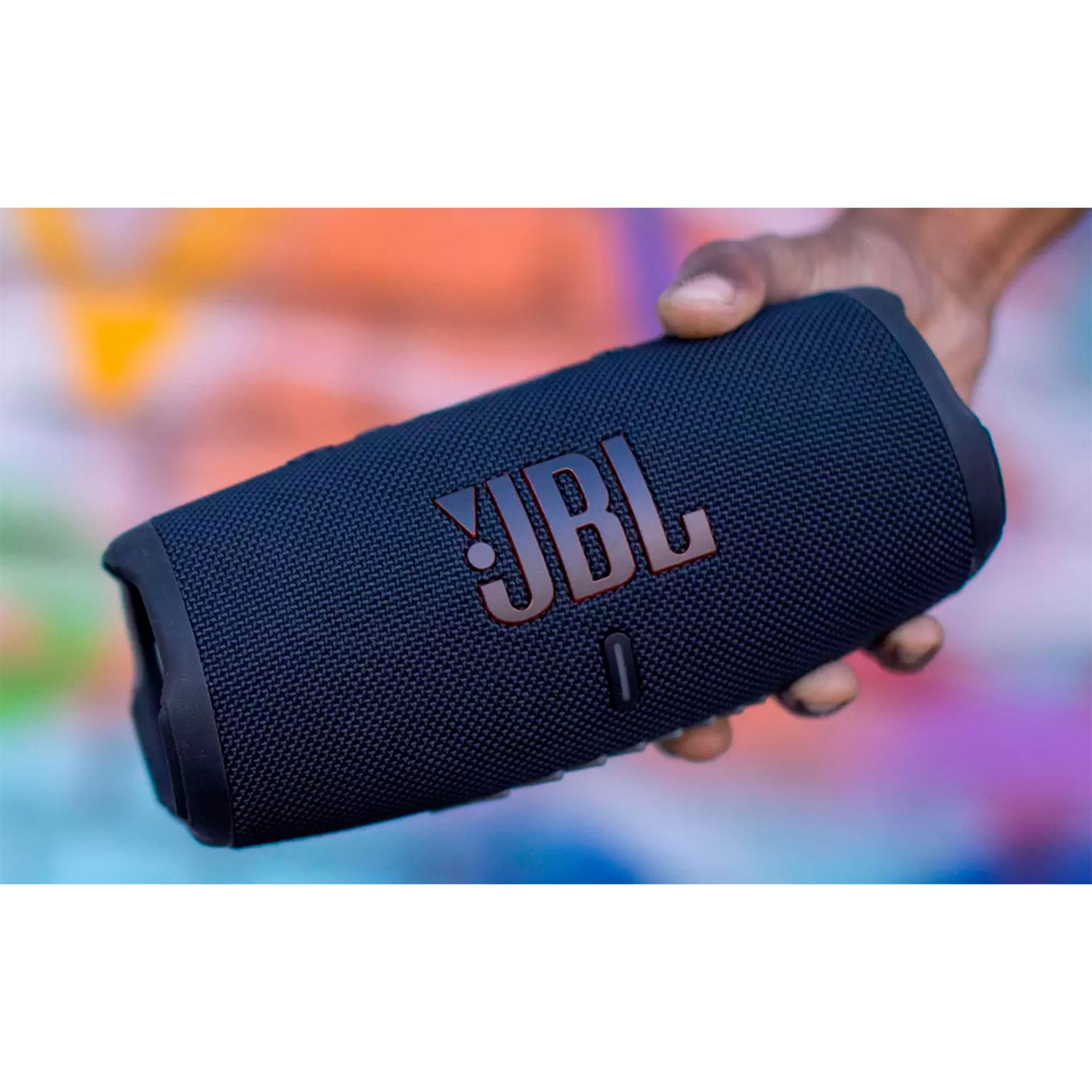 JBL Charge 5 – Bluetooth-Lautsprecher, wasserdichte Boombox, lange Akkulaufzeit, robustes Design – Weiteres Produktbild 7 JBL Charge 5 – Bluetooth-Lautsprecher, wasserdichte Boombox, lange Akkulaufzeit, robustes Design – Weiteres Produktbild 7