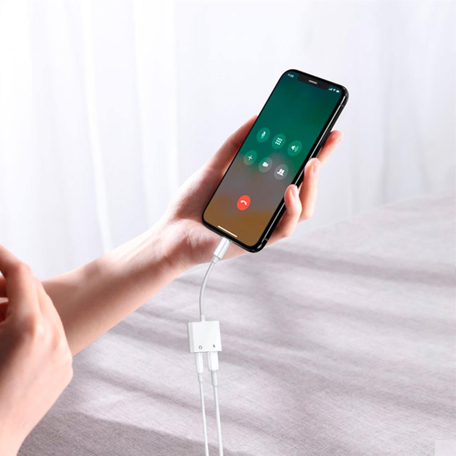 Joyroom Lightning Adapter – für iPhone 5 - 16 und iPad Modelle - Lightning auf Lightning und 3,5 mm Klinke – Weiteres Produktbild 6 Joyroom Lightning Adapter – für iPhone 5 - 16 und iPad Modelle - Lightning auf Lightning und 3,5 mm Klinke – Weiteres Produktbild 6