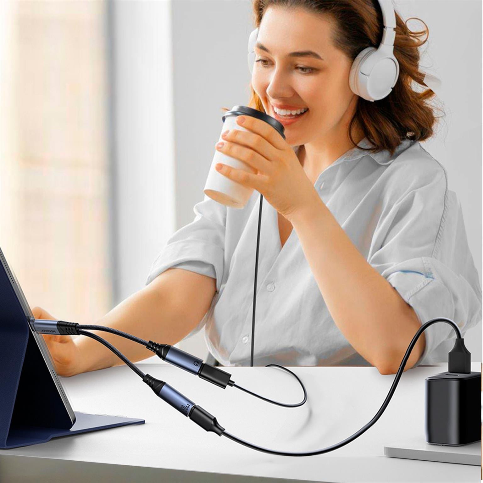 Joyroom SY-C03 – USB-C Audio Adapter, Dual USB-C, Schnellladefunktion, DAC-Konverter – Weiteres Produktbild 3 Joyroom SY-C03 – USB-C Audio Adapter, Dual USB-C, Schnellladefunktion, DAC-Konverter – Weiteres Produktbild 3