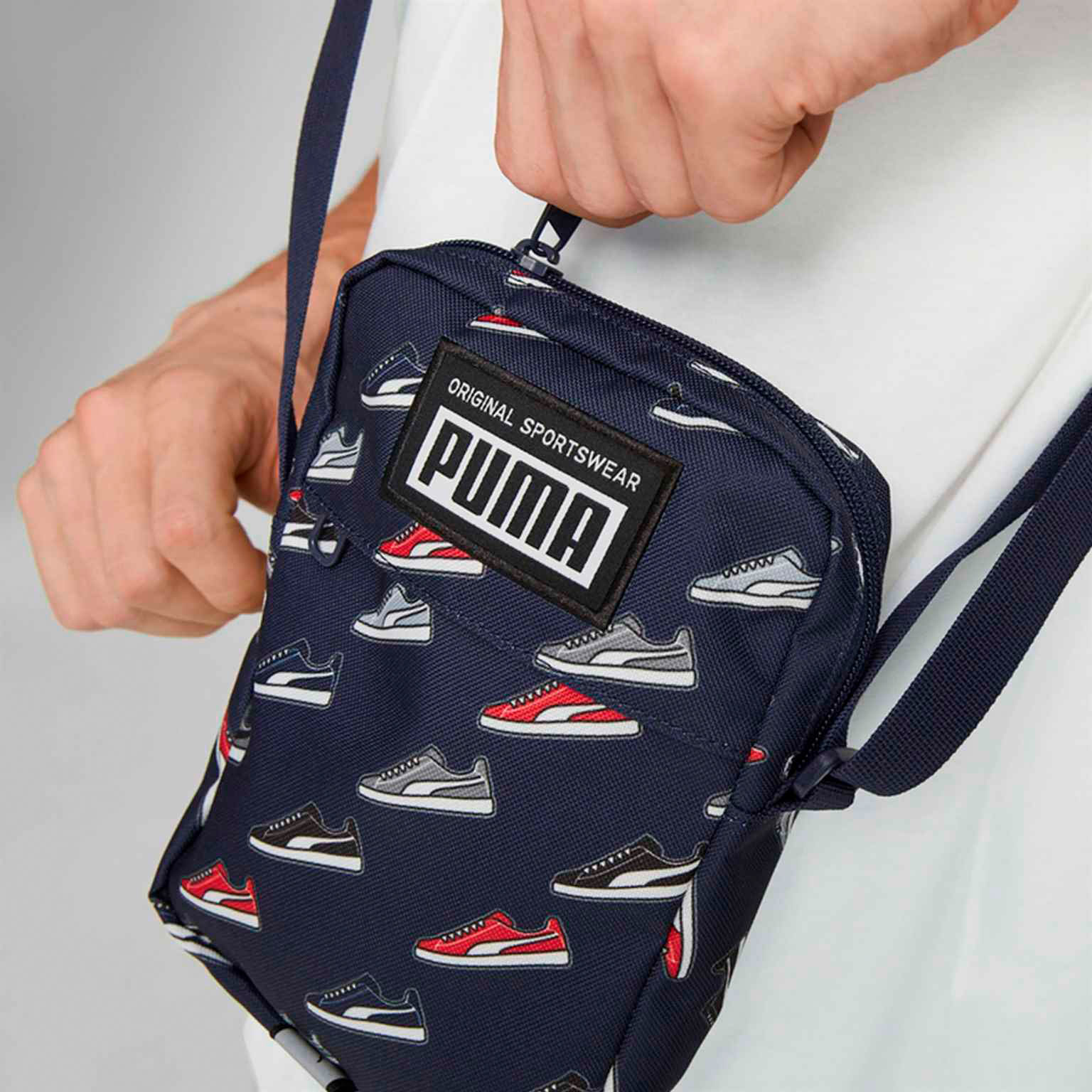 Puma Academy Portable – Sportliche Umhängetasche, Hauptfach mit Reißverschluss und Fronttasche – Weiteres Produktbild 4