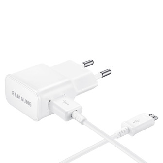 Samsung Netzteil – USB-A Ladegerät EP-TA12 für Smartphones und andere Geräte, mit Ladekabel auf Micro-USB, 10W – Weiß Samsung Netzteil – USB-A Ladegerät EP-TA12 für Smartphones und andere Geräte, mit Ladekabel auf Micro-USB, 10W – Weiß