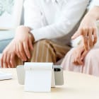 Ugreen Tablet und Smartphone Halter – Universeller, Klappbarer und flexibler Handy und Tablet Ständer – Weiteres Produktbild 6