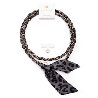 ONEFLOW CHAINLESS Silk Liaison Universelle Handykette mit eingeflochtenem Seidentuch – Midnight Leo ONEFLOW CHAINLESS Silk Liaison Universelle Handykette mit eingeflochtenem Seidentuch – Midnight Leo